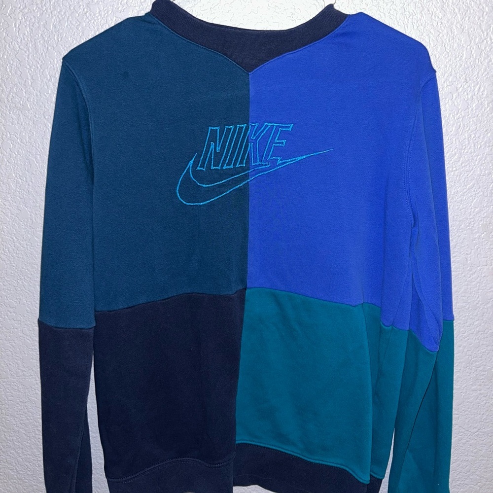 Boys Nike Blue and Teal Sweatshirt